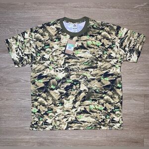 *NWT* Men’s Size XL Nike ACG Dri-FIT Leaf Camo Loose Fit Shirt Olive HJ0794-222